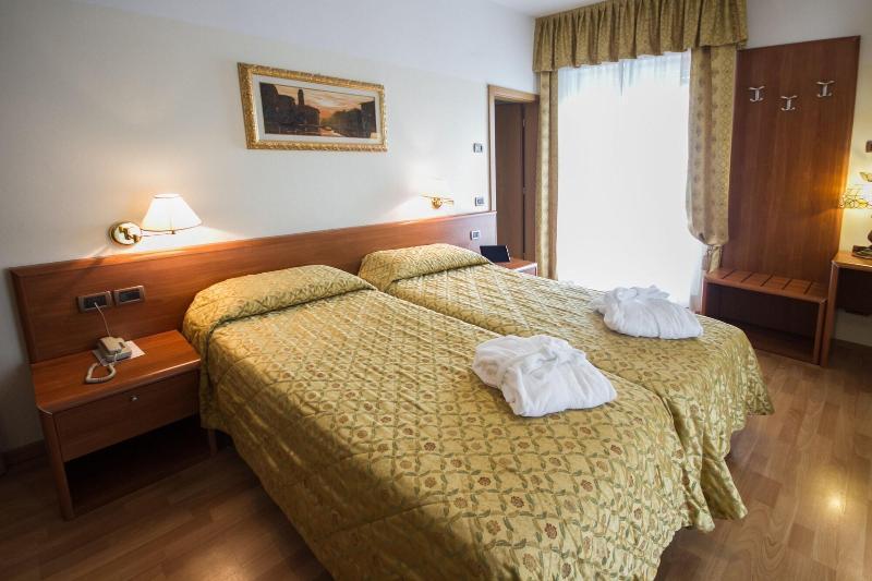 Hotel Sant'Ilario Rovereto  Zewnętrze zdjęcie